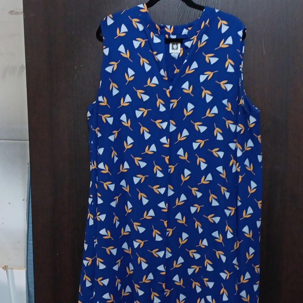 ANNE KLEIN SLEEVELESS SUMMER DRESS